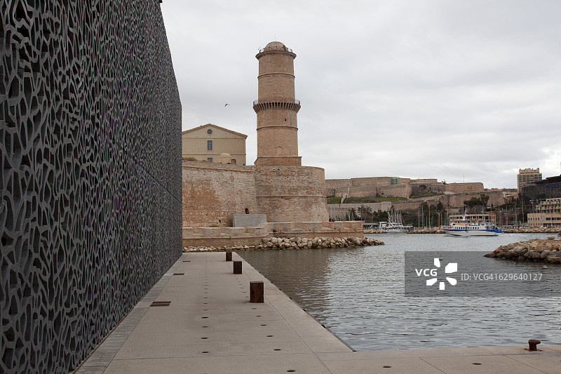 马赛旧港入口图片素材