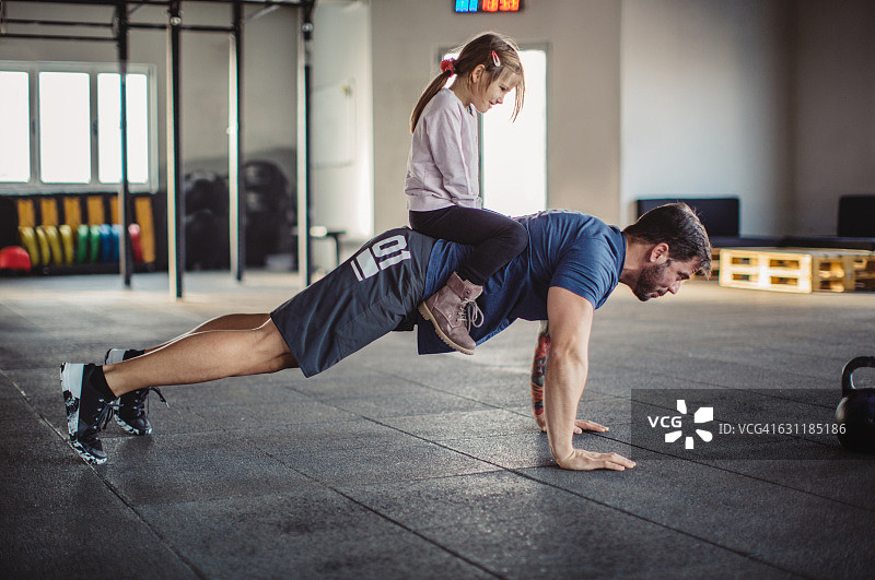 帮助我变得更好图片素材