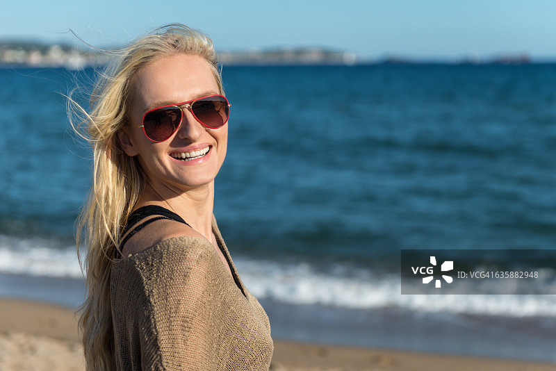 在海滩的美好时光图片素材