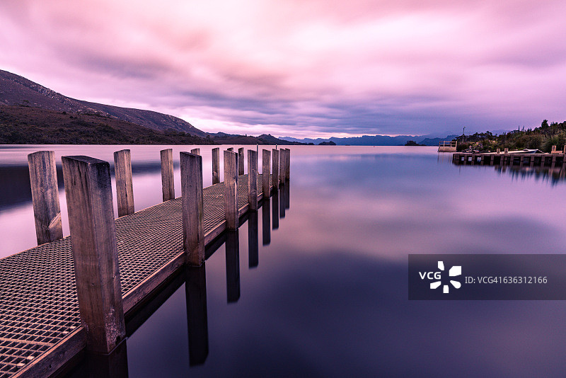 塔斯马尼亚彼德湖图片素材