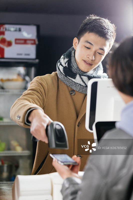 手机支付和结账图片素材