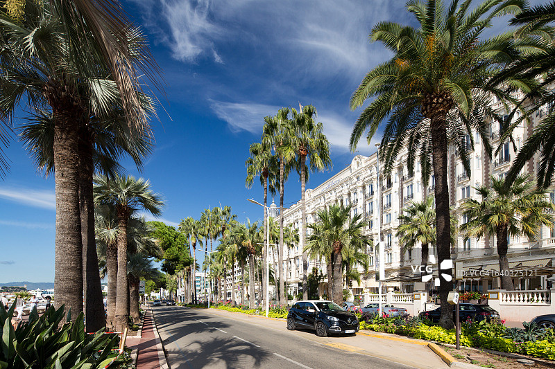 克鲁瓦塞特滨海大道，戛纳水岸风光图片素材