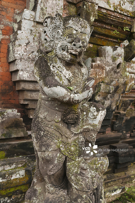 塔曼阿云寺的守护神雕像图片素材