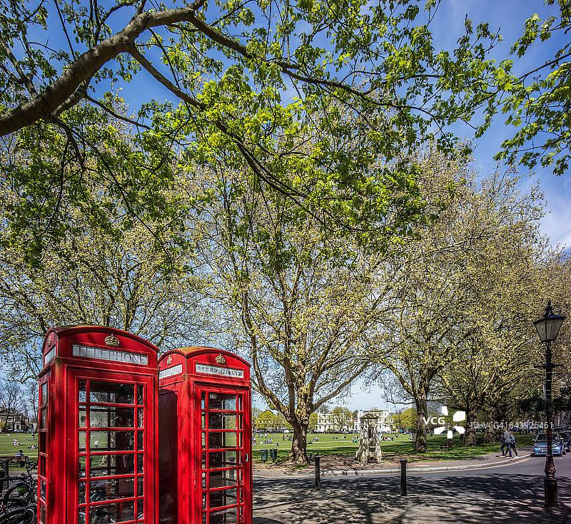 里士满广场的红色电话亭图片素材