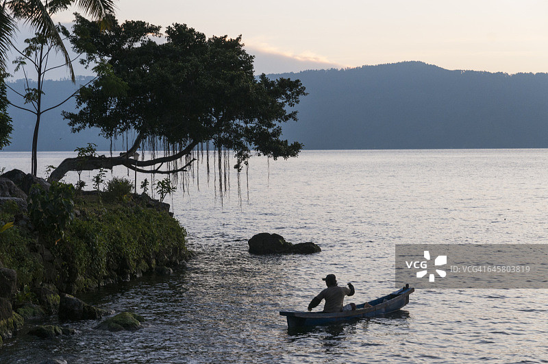 多巴湖湖景图片素材