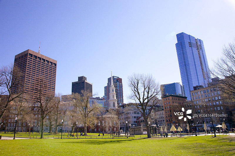 早春时节的波士顿公园开阔地图片素材