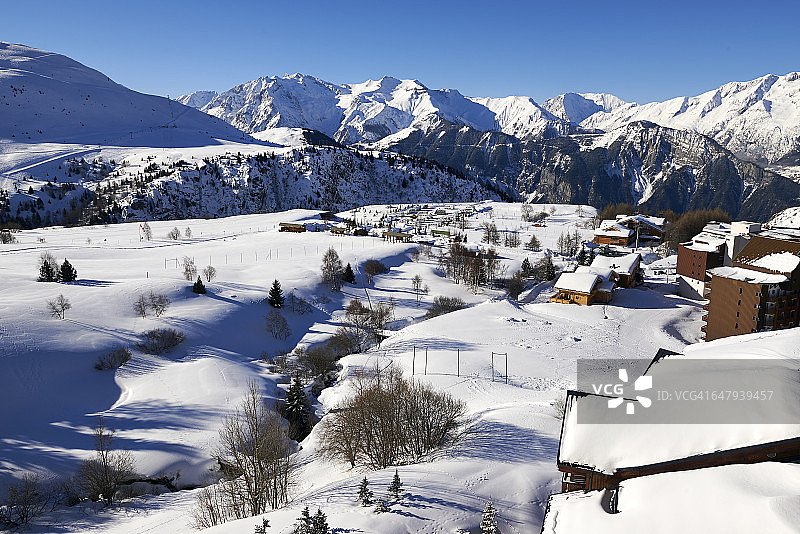 阿尔普迪埃法国滑雪胜地图片素材