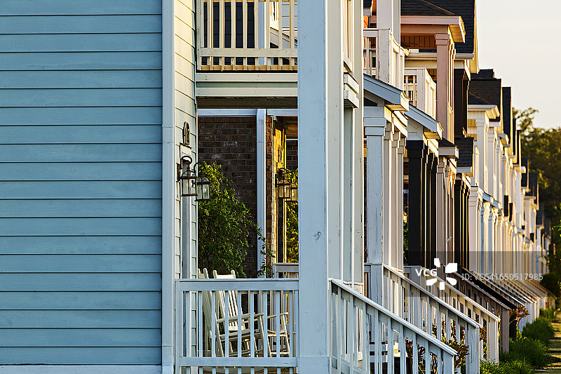 新社区的联排别墅图片素材