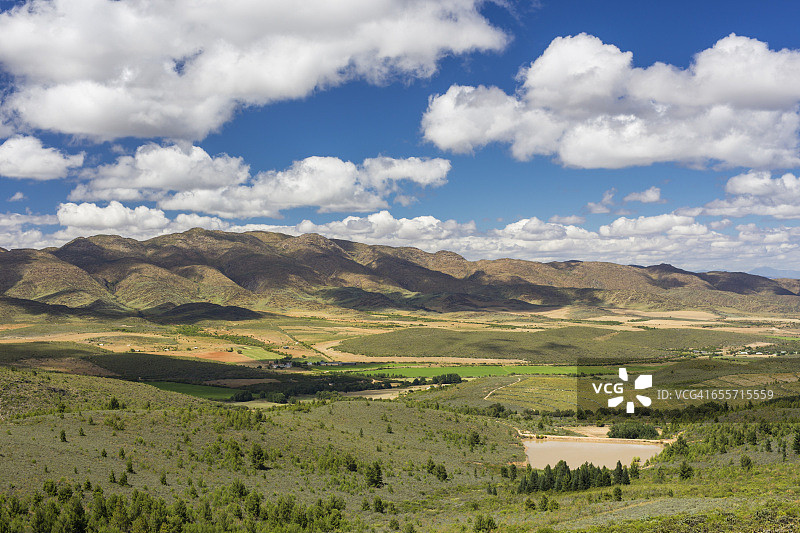 斯瓦特山脉山麓图片素材