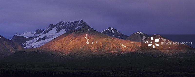 山脉的阳光图片素材