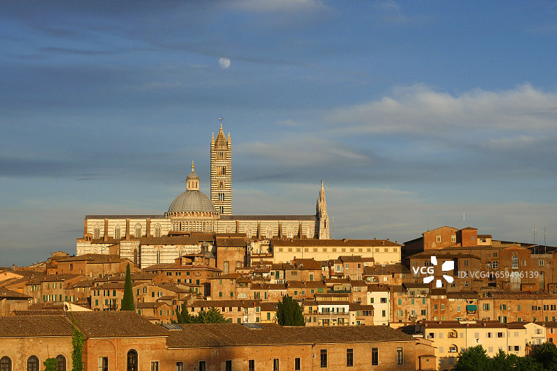 锡耶纳圣母升天主教座堂，托斯卡纳图片素材
