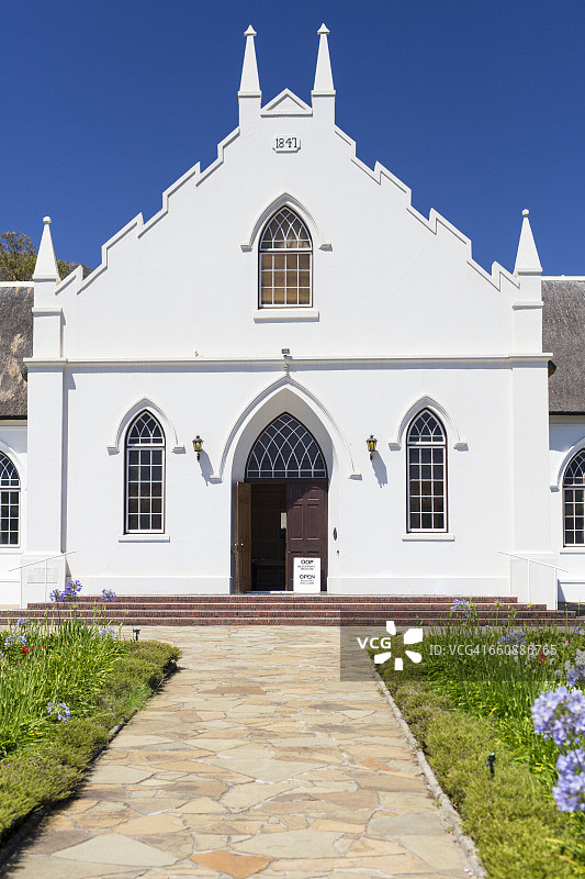 雨果路上的弗朗舒克教堂图片素材
