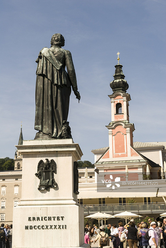 奥地利萨尔茨堡的莫扎特雕像图片素材