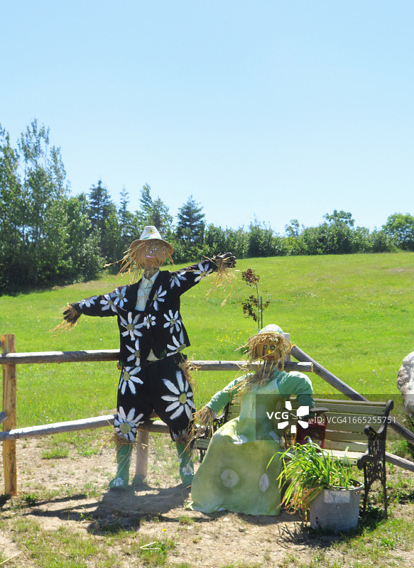 稻草人情侣图片素材