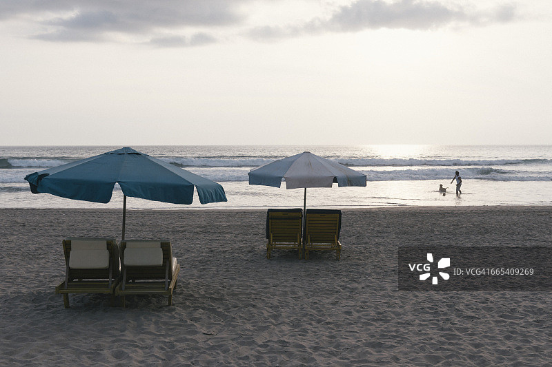 海滩场景，巴厘岛库塔图片素材