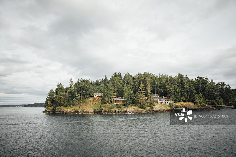 岛屿上的房屋图片素材