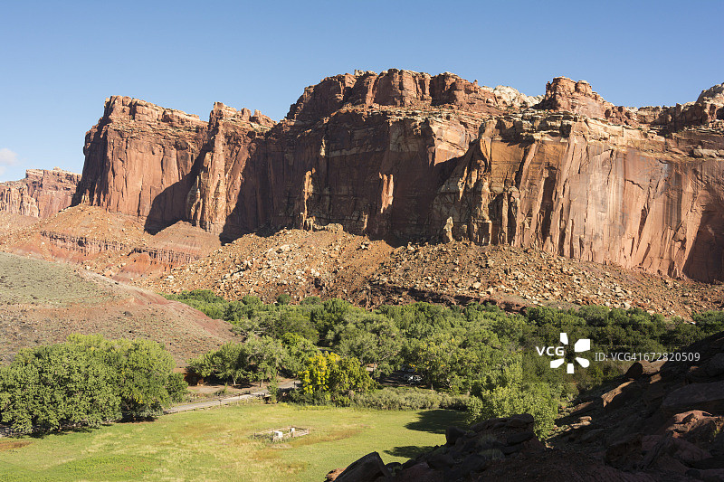 国会礁国家公园弗里蒙特河峡谷风光图片素材