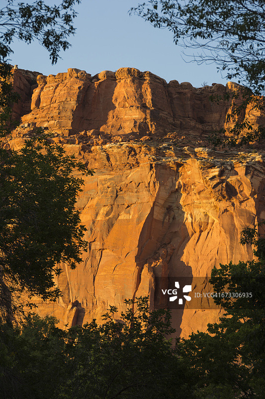 国会礁国家公园弗里蒙特河峡谷风光图片素材