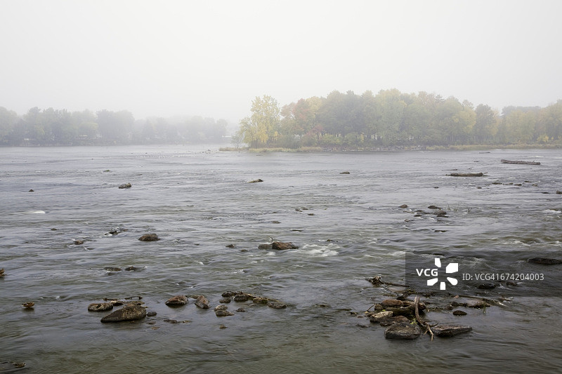 千岛河和圣约翰岛风光图片素材