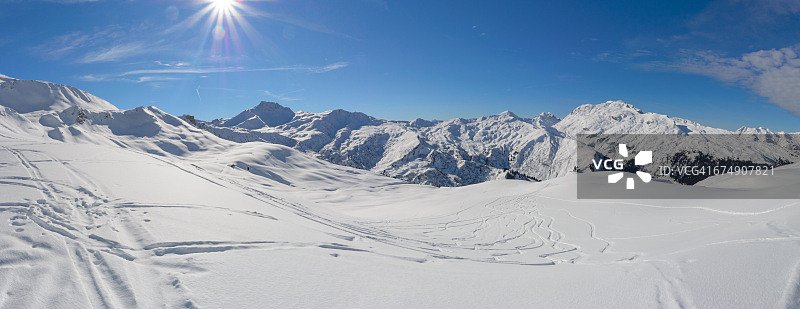 山全景图片素材