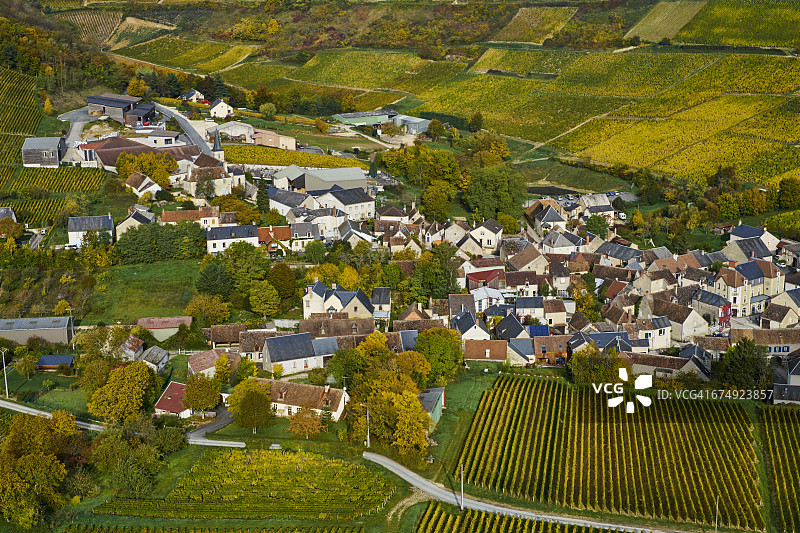 法国贝里地区的沙维尼奥尔村庄图片素材