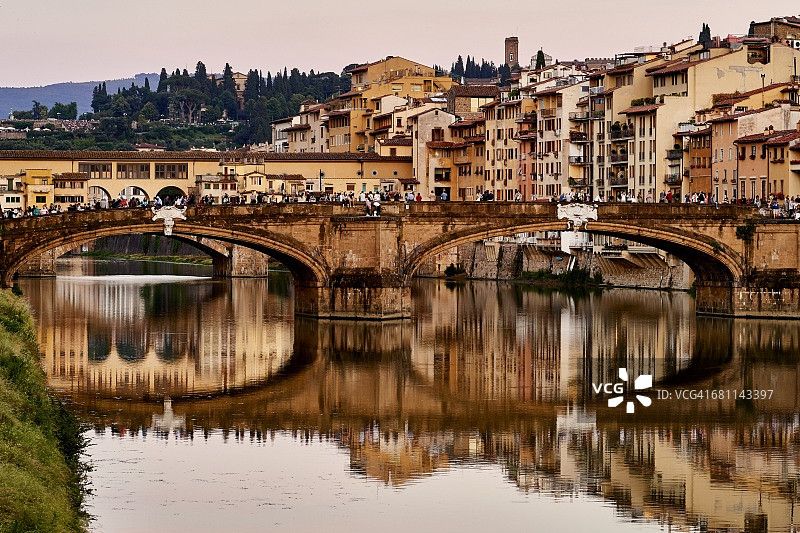 意大利佛罗伦萨的阿诺河图片素材