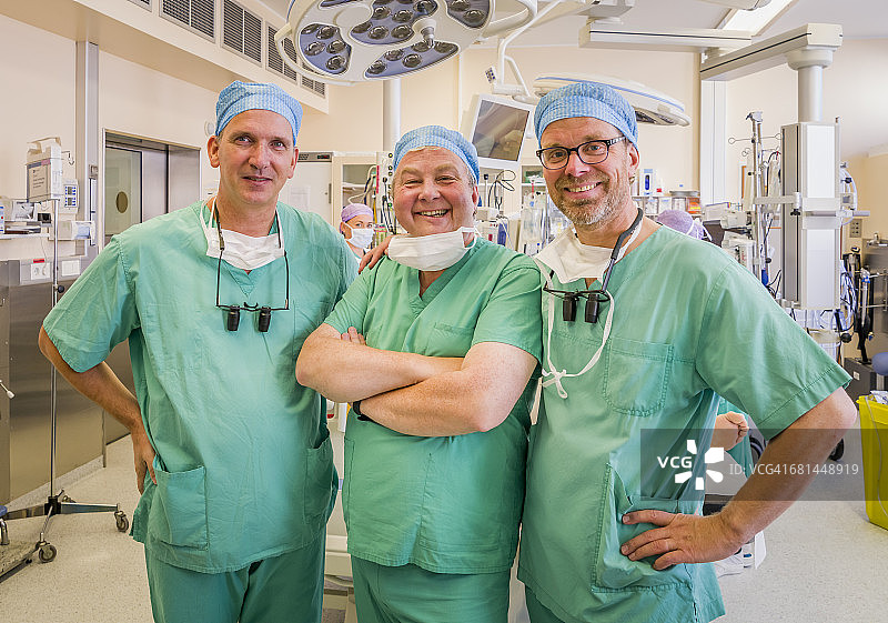 心脏外科医生图片素材