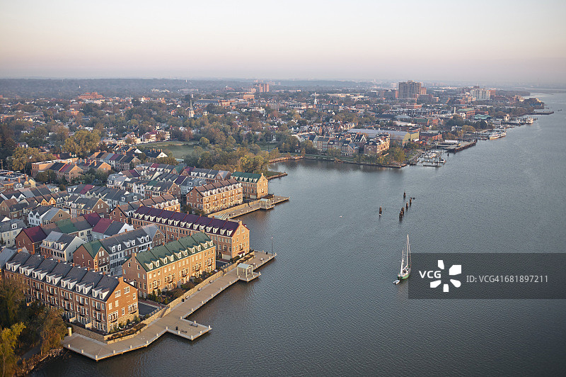 美国弗吉尼亚州亚历山德里亚市福特登陆点日出航拍图片素材