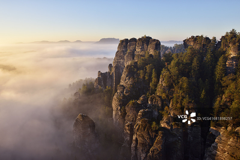 德国萨克森瑞士国家公园：巴斯泰石林图片素材