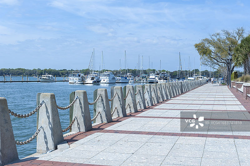 美国南卡罗来纳州博福特，亨利·钱伯斯海滨公园和码头图片素材