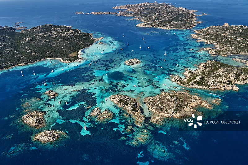 意大利撒丁岛海岸线图片素材