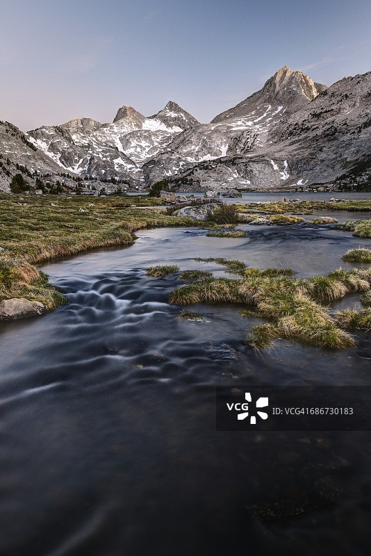 美国加利福尼亚州内华达山脉玫瑰湖图片素材