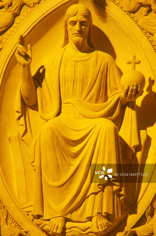 华盛顿国家大教堂的耶稣基督雕像图片素材