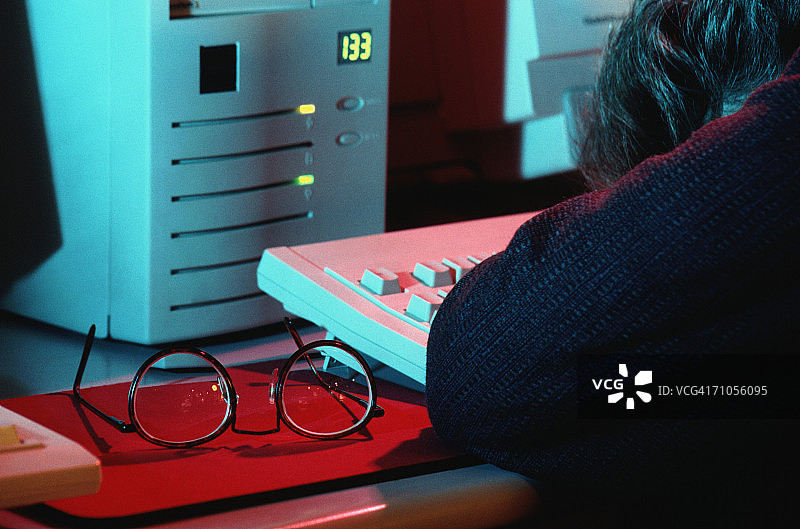 过度工作图片素材