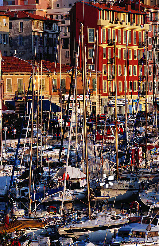 法国尼斯Lympia港的船只图片素材