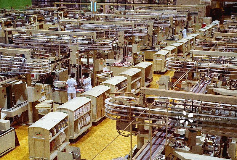 卷烟厂里的工人（美国弗吉尼亚州里士满）图片素材