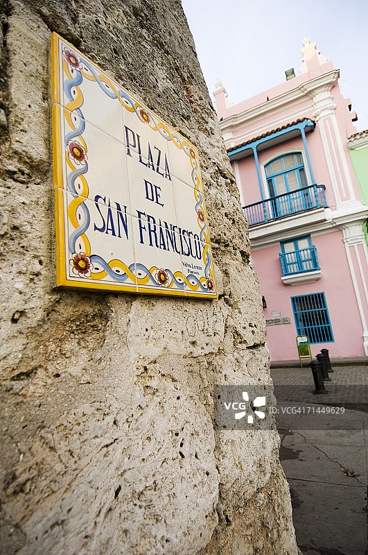 古巴哈瓦那的街道标志图片素材