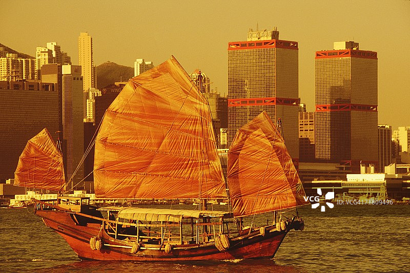 中国香港海上的帆船图片素材