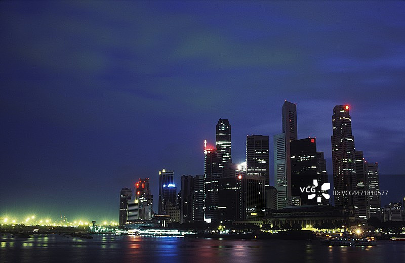 新加坡滨水夜景建筑图片素材