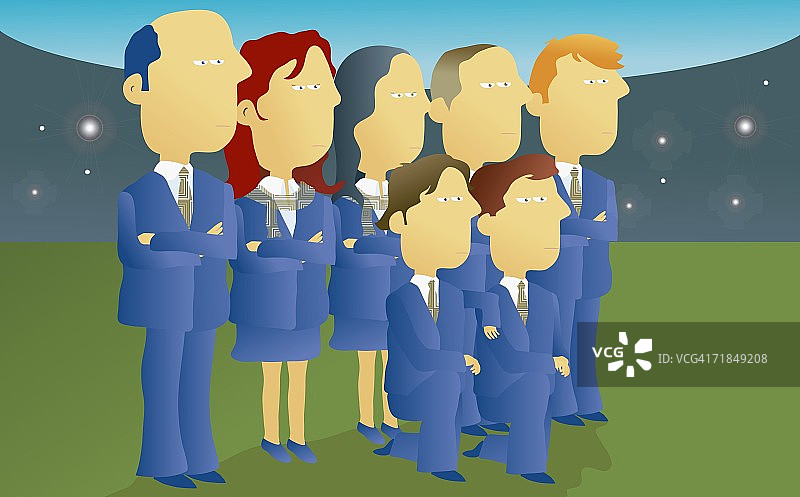 商务人士站在草坪上图片素材