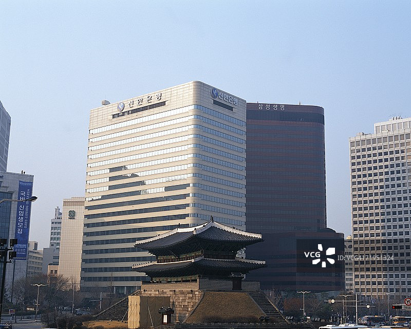 南大门及周边建筑图片素材
