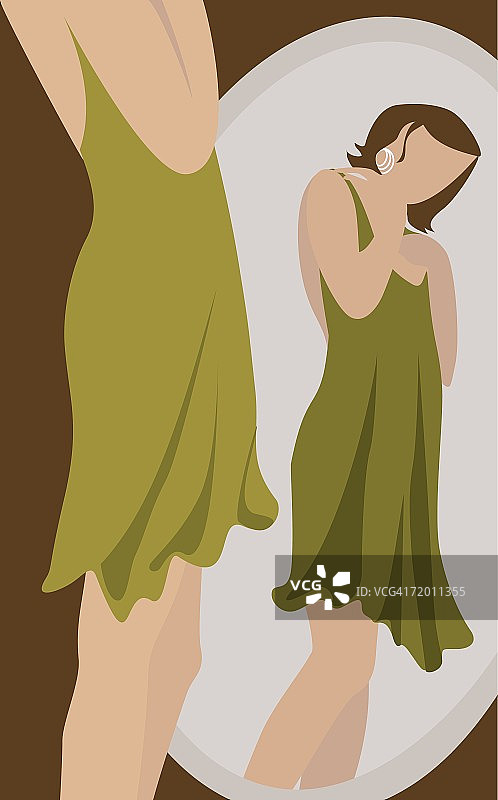 年轻女子在镜中的倒影特写图片素材