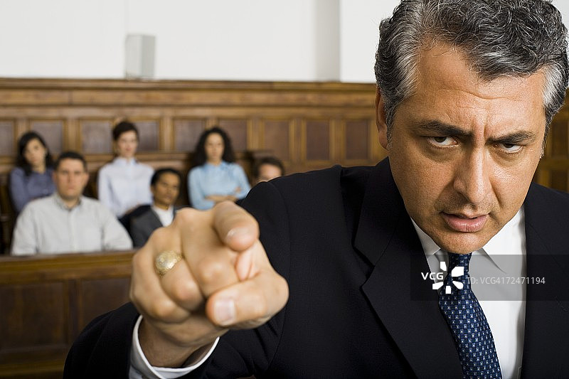 指向的男律师肖像图片素材