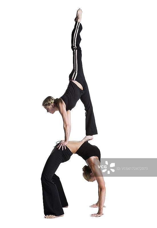 女性柔术表演二人组图片素材