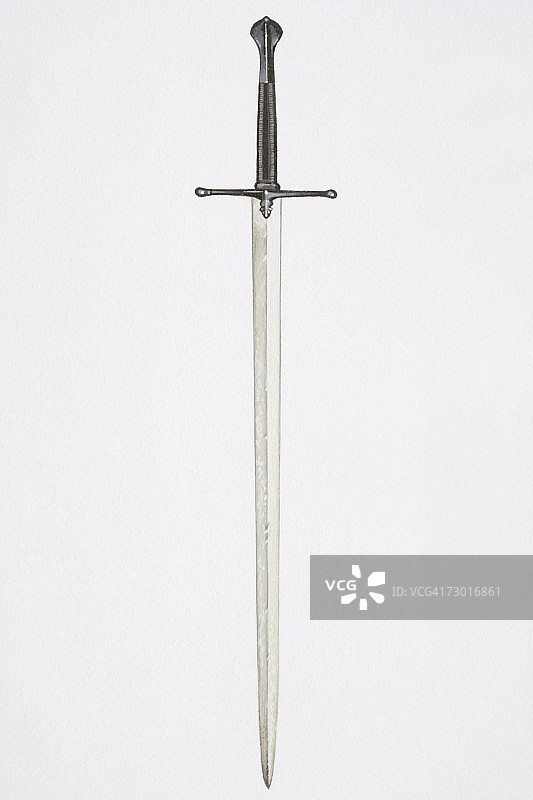 黑色剑柄的剑插画图片素材