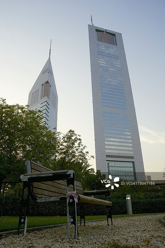 建筑物的仰视角度图片素材