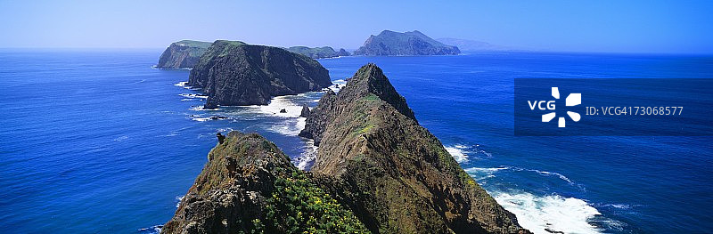 美国加州文图拉安纳卡帕岛春景图片素材