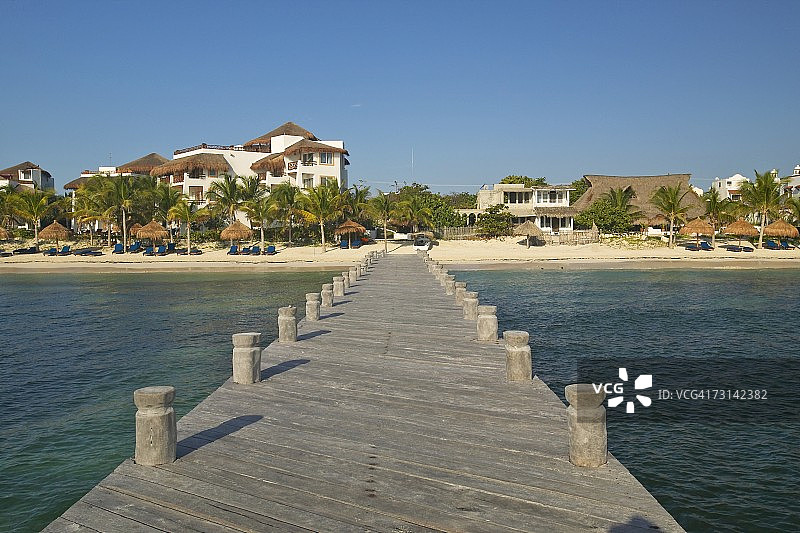 墨西哥尤卡坦半岛坎昆以南莫雷洛斯港的码头水景图片素材