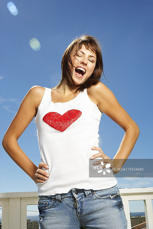 欢笑的女人-摆姿势图片素材