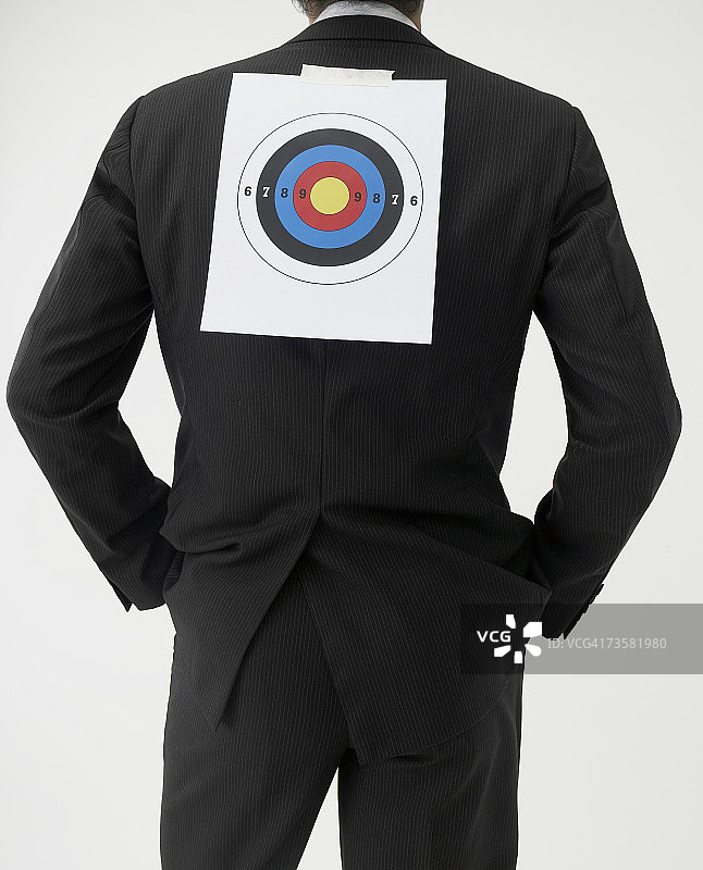 背部有目标的商人，中段，后视图图片素材